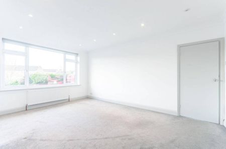 2 bedroom maisonette to rent - Photo 2