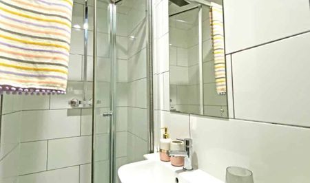 Standard Studio Plus - Photo 4