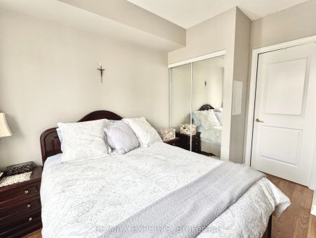 9225 Jane Street #1008 - Photo 4