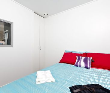 Inner City Convenience - Photo 3