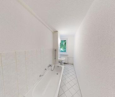 Geräumige Balkonwohnung mit Tageslichtbad - Photo 1