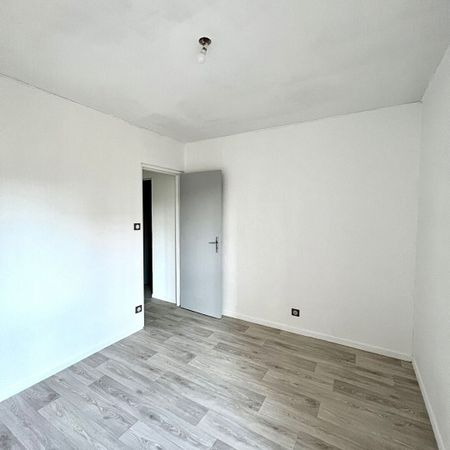 Location Appartement 4 pièces 78m² - Photo 5