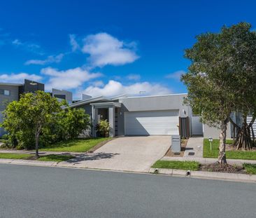 Water, Walkways & Modern Comfort at Your Doorstep - Photo 4