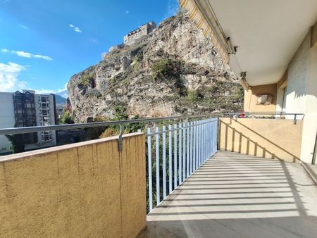 SION-CENTRE / APPARTEMENT RENOVE DE 2.5PCES - Foto 4