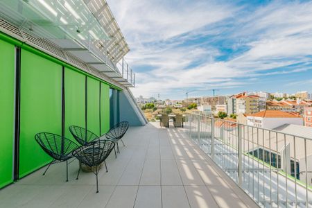 Fantástica Penthouse - com Terraço de 54 m2 - Arrendamento - Photo 3