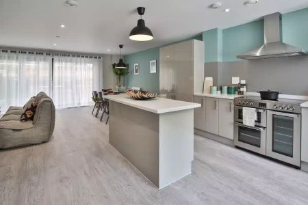 Classic Townhouse - Photo 4