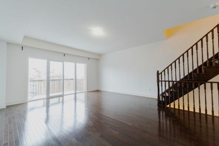 For Lease - 106 Aspen Hills Road Unit# 96, Brampton, Ontario - Photo 3