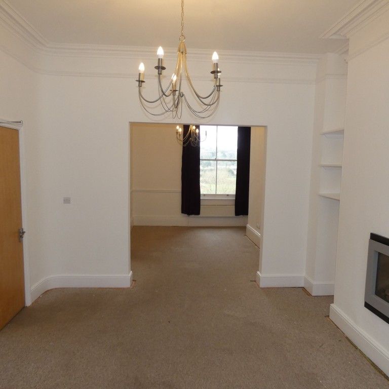 2 bed Apartment - To Let - Photo 1