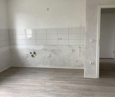 Komm nach Broich: 2 Zimmer mit großer Wohnküche und Sonnenbalkon m ... - Photo 1