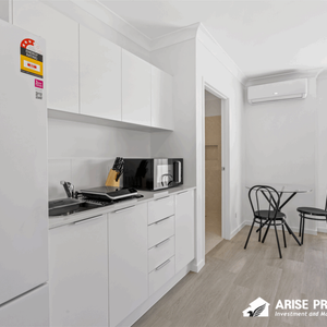 Nice Studio at Prime Location - Bills Included - Photo 2