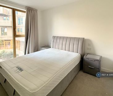 1 bedroom flat to rent - Photo 3