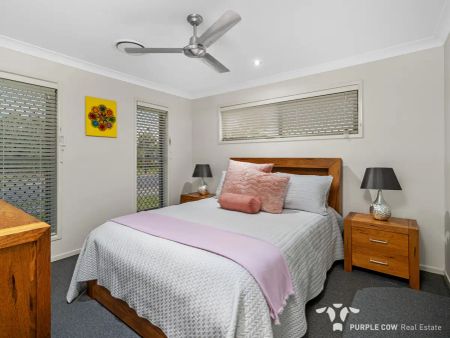 “Modern and Spacious Family Home” - Photo 3