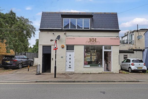 Studio to rent - Photo 1