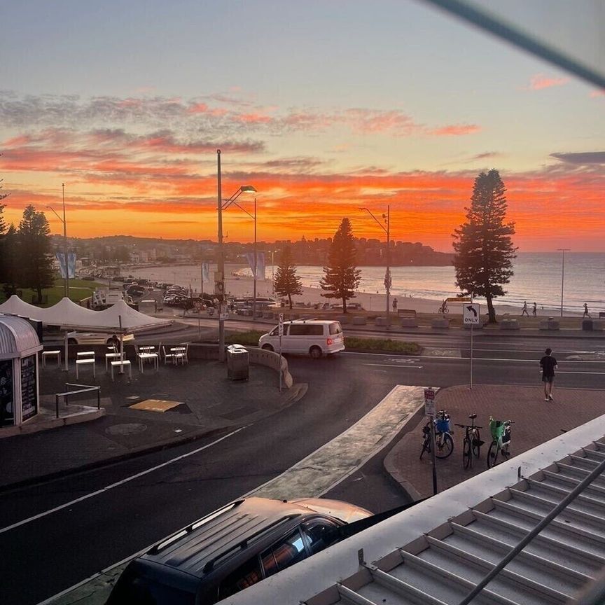 Bondi Beach - Photo 1