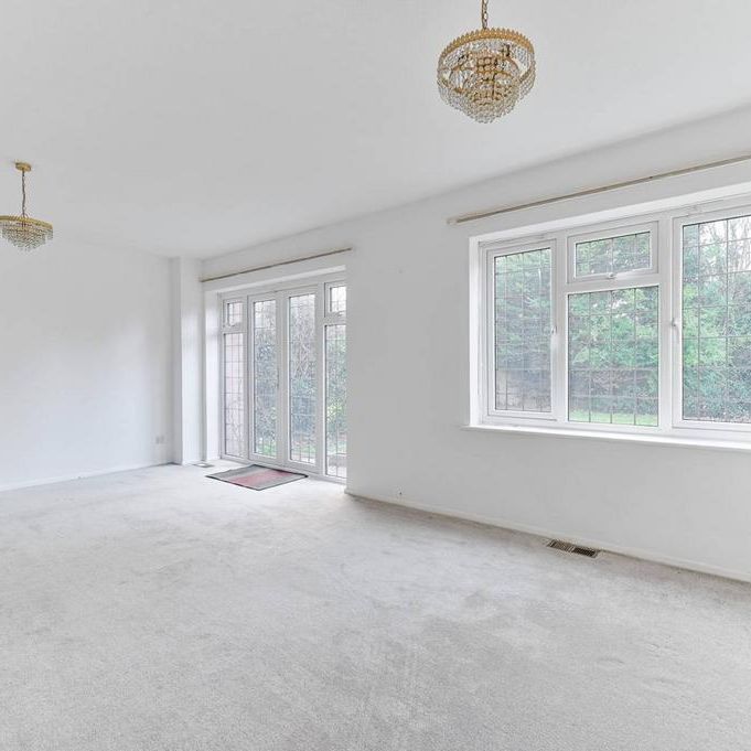 5 bedroom end of terrace house to rent - Photo 1