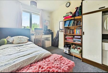 3 bedroom house to rent Thurlestone Road, Birmingham, West Midlands, B31 - Photo 5