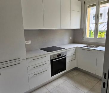 3.5 locali al 5° piano con vista lago, ristrutturato nel 2024 e con... - Foto 4