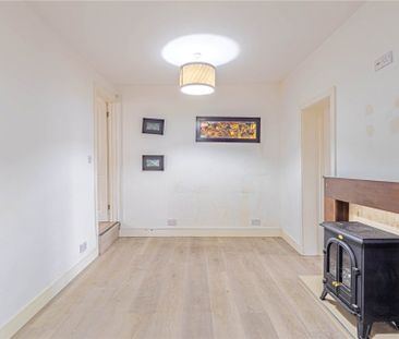 1 bed First Floor Flat for rent - Photo 5