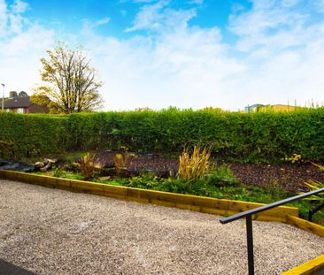 3 bedroom House To Let Total Size: 1023 SQ FT - Photo 3