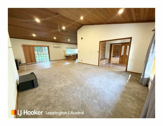 SPACIOUS RURAL 5 BEDROOM HOME - Photo 1