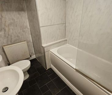 2 bed Apartment - To Let - Photo 1