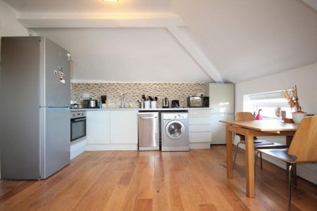 1 bedroom flat to rent - Photo 5