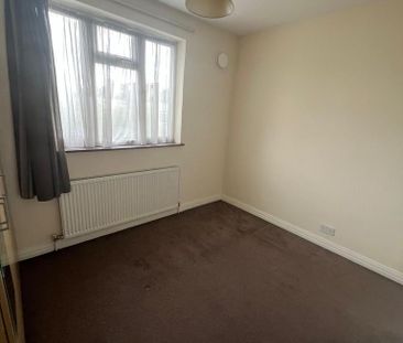 2 bedroom maisonette to rent - Photo 3