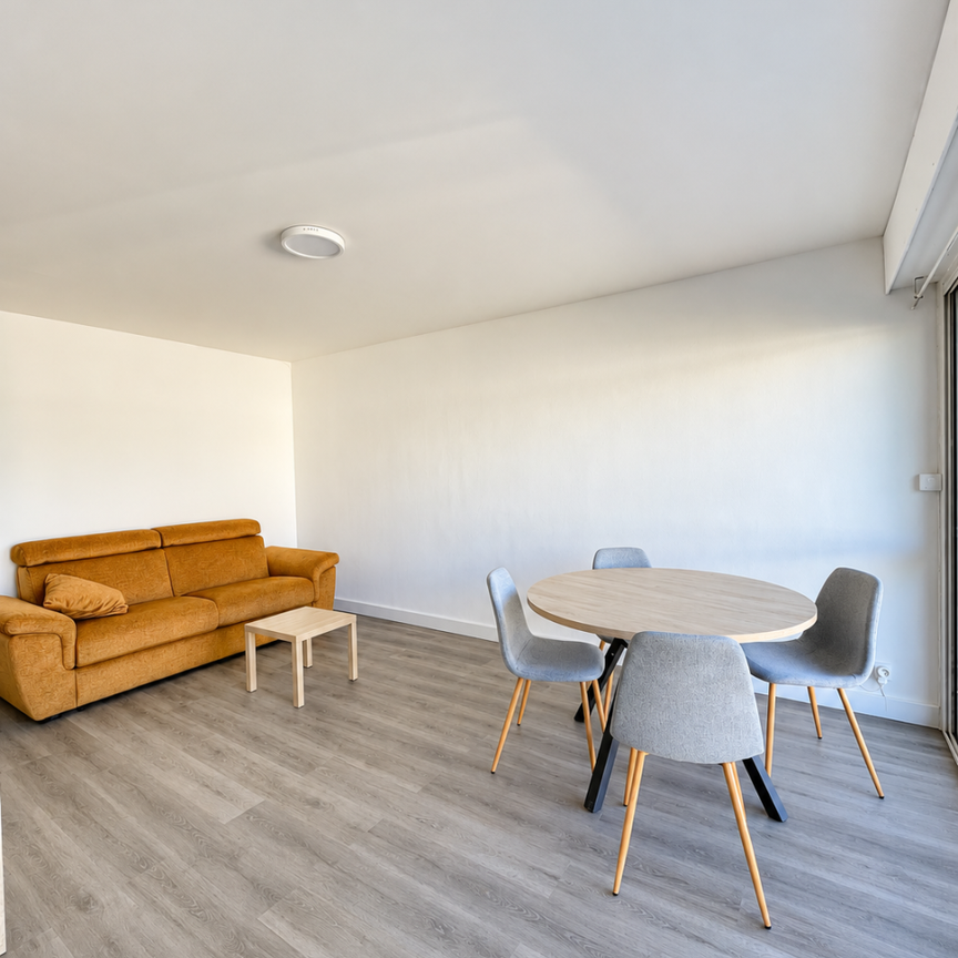 Studio - Aix-En-Provence (13100) - 24.79 m² - - Photo 1