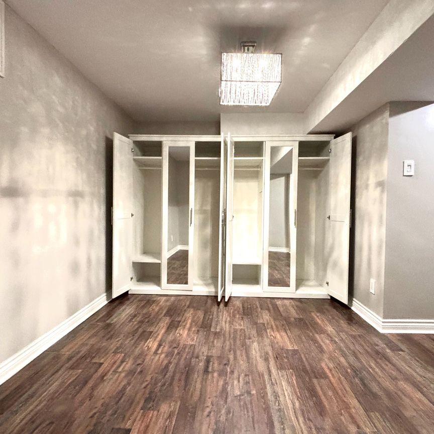 For Lease - 1100 Feeley Court, Mississauga, Ontario - Photo 1