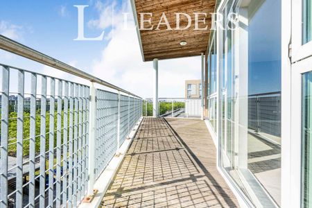 2 bedroom apartment to rent Silbury Boulevard, Milton Keynes, MK9 - Photo 2