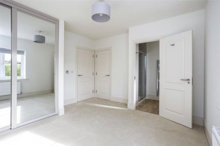 3 bedroom house to rent Albrighton Crescent, Paddock Wood, Tonbridge, Kent, TN12 - Photo 4