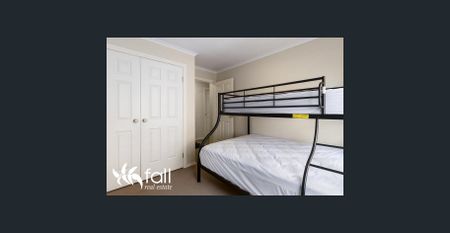 Partly Furnished Villa, Great Location - Photo 5