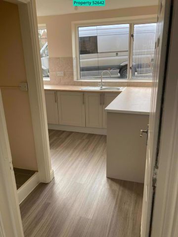 4 bedroom detached house to rent - Photo 4