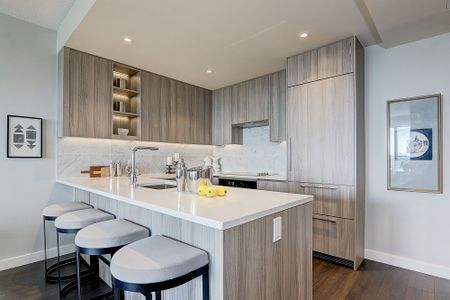 For Lease - 95 Mcmahon Drive Unit# 3203, Toronto, Ontario - Photo 2