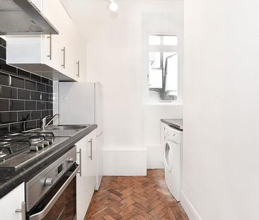 2 bedroom flat to rent - Photo 3