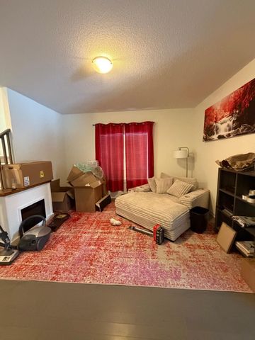 For Lease - 66 Oakmont Drive, Loyalist, Ontario - Photo 3