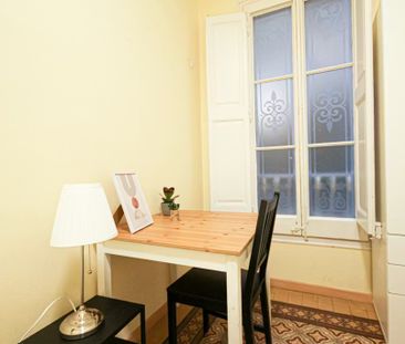 Carrer d'Aribau, Barcelona, Catalonia 08036 - Photo 3