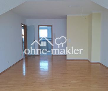 Elegantes Wohnen in Adelsdorf - Photo 1