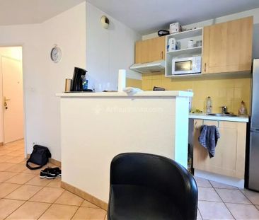 Location Appartement 2 pièces 45 m2 à Albi - Photo 3