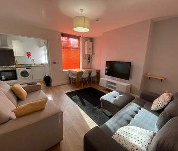 Nadine Street, Salford - Photo 6