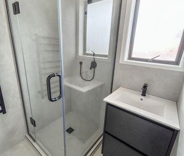 Renovated three bedroom in Mangere East! - Photo 6