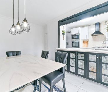 3 bedroom semi-detached house to rent - Photo 2