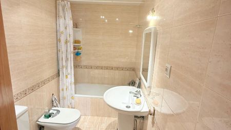 Apartamento de alquiler en Calle Ramiro III, 7, Casco Antiguo - Photo 5