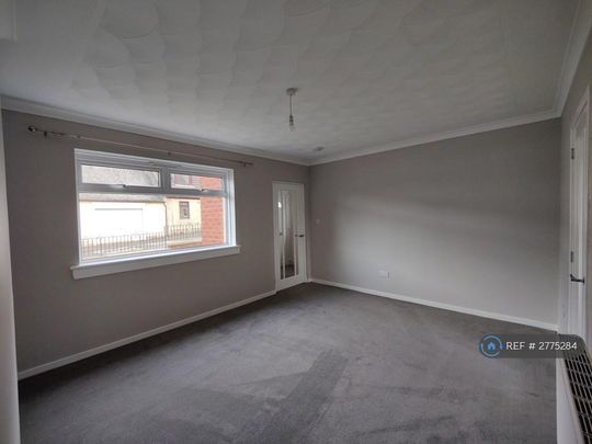 2 bedroom semi-detached house to rent - Photo 1