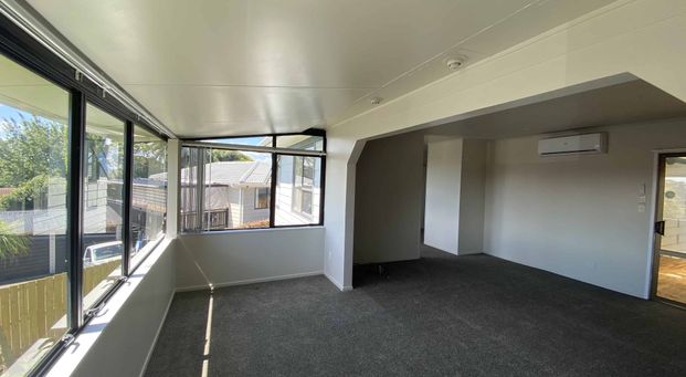 Spacious Three-Bedroom Home with Excellent Outdoor Space - Photo 1