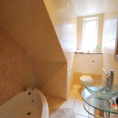 3 Bed - Springbank Road, Sandyford - Photo 4