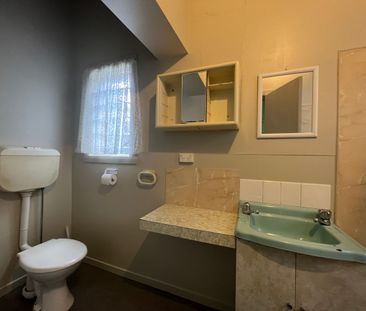 RIVER VIEWS AND CLOSE TO CBD - Photo 6