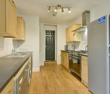 Priory Road, Exeter, EX4 - Photo 6