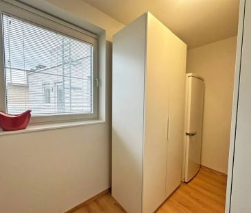 Modern en lichtrijk appartement met groot terras te Deurne. - Photo 1