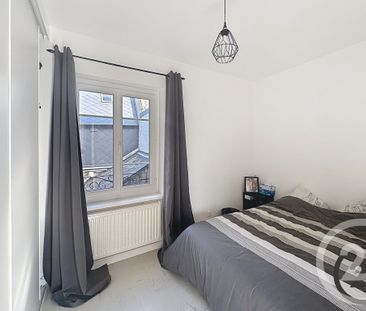 Location Appartement 2 pièces 49m² LILLEBONNE 76170 - Photo 2